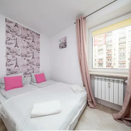 6 Cities Apartmán